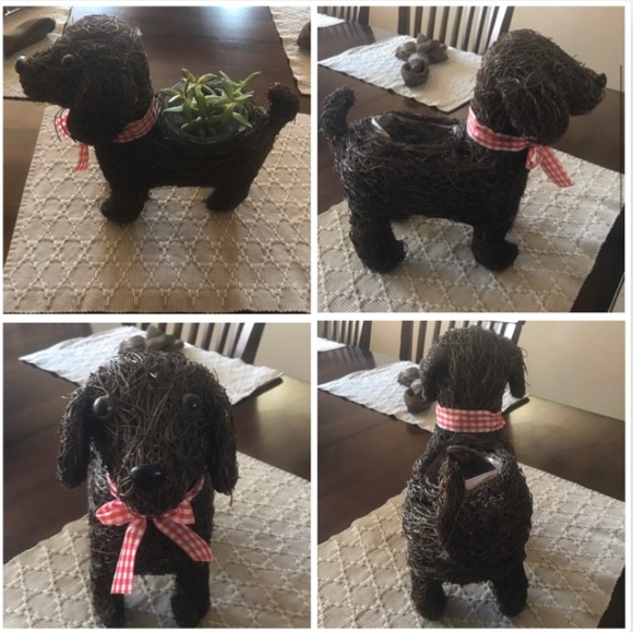 Dog Planter - Picture 1 of 7